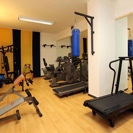Royal Olympic Hotel Пинцоло Экстерьер фото